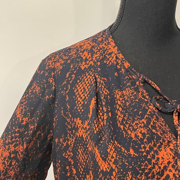 Cabi Blouse SMALL long sleeves faux criss cross relaxed fit tie V-neck work - Picture 4 of 16